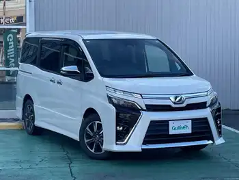 トヨタ ヴォクシー ZS 煌