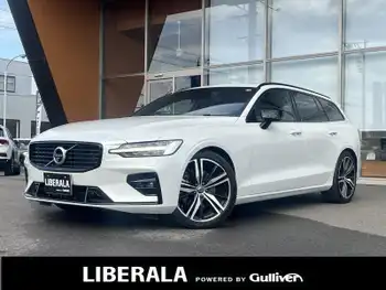 ボルボ Ｖ６０ B5 Rデザイン サンルーフ harman/kardon 360°カメラ