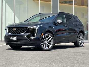 キャデラック ＸＴ４ スポーツ ワンオーナー・純正ナビ・全方位カメラ