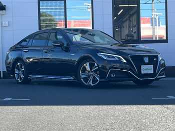 トヨタ クラウン ハイブリッド RS アドバンス 禁煙車 サンルーフ  純正ナビ Bカメラ