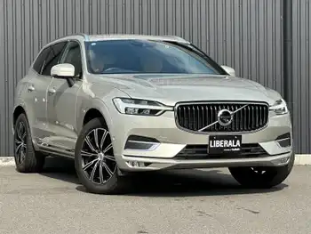 ボルボ ＸＣ６０ T5 AWD インスクリプション