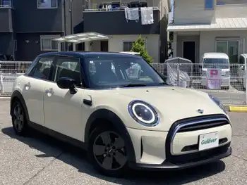 ＭＩＮＩ ＢＭＷ ミニ クーパー ワンオーナー・保証書・ハーフレザー