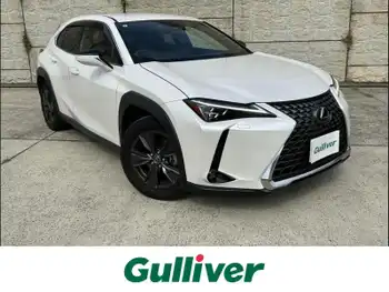 レクサス ＵＸ 300h バージョンC ワンオーナー ナビ F/S/Rカメラ 衝突軽減