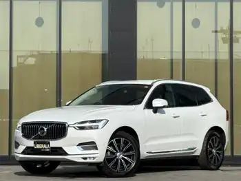 ボルボ ＸＣ６０ D4 AWD インスクリプション 純正ナビ 衝突軽減 自動駐車 全周囲カメラ