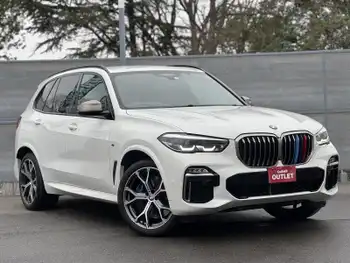 ＢＭＷ Ｘ５ M50i 衝突軽減B 純正HDDナビTV 黒レザーシート