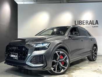 アウディ ＲＳＱ８  ブラックスタイリングpkg/パノラマSR/ACC