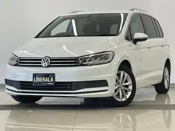 フォルクスワーゲン ゴルフ トゥーラン TSI コンフォートライン 純正ナビ　Rカメラ　ACC　ACP