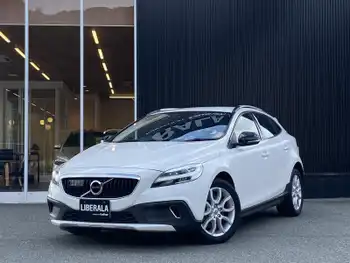 ボルボ Ｖ４０ クロスカントリー D4 モメンタム インテリセーフ ACC 純ナビ 地デジ Bカメラ