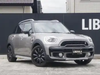 ＭＩＮＩ ミニ クロスオーバー クーパー S E オール4