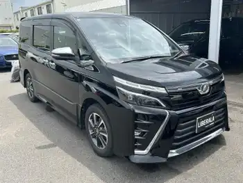 トヨタ ヴォクシー ZS 煌