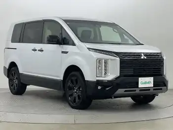 三菱 デリカＤ：５ シャモニー 全周囲モニター 衝突被害軽減ブレーキ