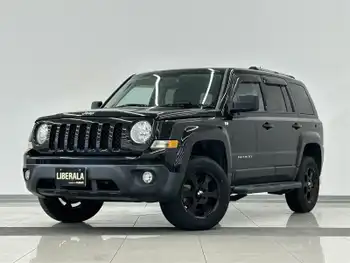 クライスラー・ジープ ジープ パトリオット リミテッド ストラーダ10v型ナビ シートヒーター ETC