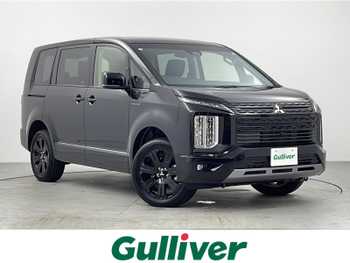 三菱 デリカＤ：５ シャモニー 未使用車 特別仕様車 e-Assist 革コンビ