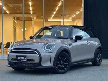 ＭＩＮＩ ＢＭＷ ミニ クーパー D クラシックトリム クラシックトリム ナビ ACC 前後PDC ETC