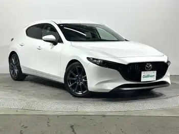 マツダ マツダ３ファストバック  マツダコネクト 全方位カメラ