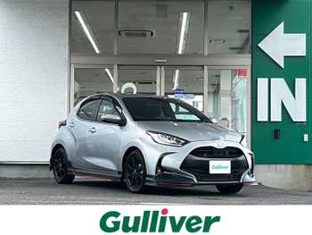 トヨタ ヤリス Z 純正フルエアロ FUJITSUBO RIVID マフラー