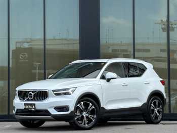ボルボ ＸＣ４０ T4 AWD インスクリプション 赤革シート シートヒーター Harman/Kardon