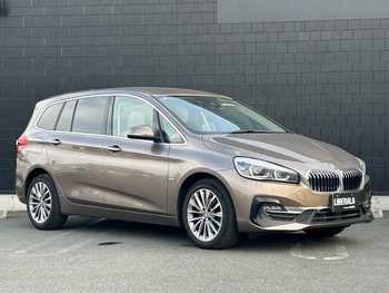 ＢＭＷ ２１８ｄ グランツアラー