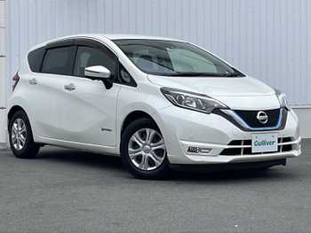日産 ノート e－パワー X 社外ナビ 全周囲 デジタルインナーミラー　
