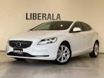 ボルボ Ｖ４０ D4 インスクリプション 純正ナビ Bカメラ 黒革 シートH h/k LED