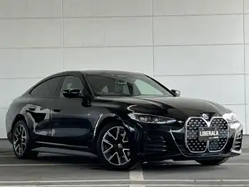 ＢＭＷ ＢＭＷ ４２０ｄ xDrive グランクーペ Mスポーツ ハイラインPKG 革 ACCナビharmankardon LED