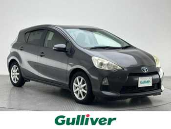 トヨタ アクア S 純正ナビ 社外前後ドラレコ ETC 純正マット