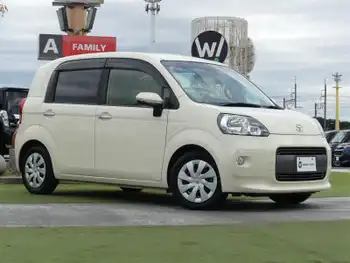 トヨタ ポルテ F