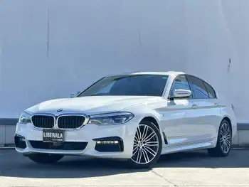 ＢＭＷ ５２３ｄ Mスポーツ ハイライン ハイラインPKG SR 黒革 ACC ナビ TV 360°