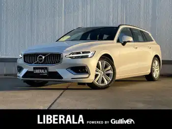 ボルボ Ｖ６０ B4 モメンタム 純正ナビ 360°カメラ 本革シート BSM ETC