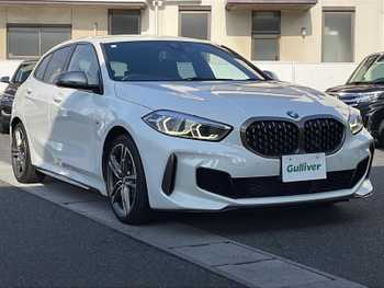 ＢＭＷ Ｍ１３５ｉ xDrive 純正ナビ 置くだけ充電 Bカメラ ドラレコ