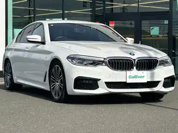 ＢＭＷ ５２３ｄ Mスポーツ 1オーナー 黒革 全方位ナビ ETC ドラレコ