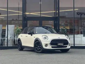 ＭＩＮＩ ミニ クーパー クルコン純正ナBカメ黒革 温席社外ドラレコ