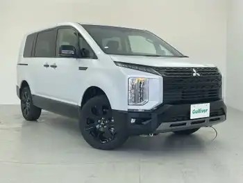 三菱 デリカＤ：５ シャモニー 登録済未使用車 純正10.1型ナビ 両側電動
