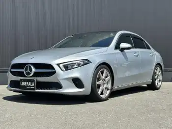 メルセデス・ベンツ Ａ２５０ 4MATIC パノラマルーフ レザー フルセグ ETC2.0