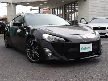 トヨタ ８６ GT 社外ボンネット　車高調　純正ナビ