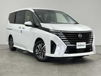 日産 セレナ e－パワー ハイウェイスター V 登録済未使用車 12型ナビ プロパイロット