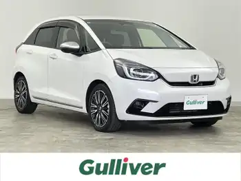 ホンダ フィット e:HEVリュクス 禁煙 純正9型ナビ 置くだけ充電 リアカメラ