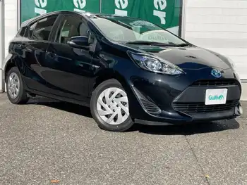 トヨタ アクア G メモリナビ バックカメラ 純正ホイール冬タ