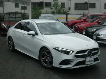 メルセデス・ベンツ Ｍ・ベンツ Ａ２００ｄ セダン AMGライン