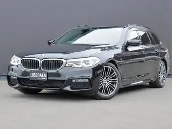 ＢＭＷ ５２３ｄ ツーリング Mスポーツ 黒革シート  ACC  HUD  LKA  ハイラインPKG