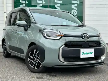トヨタ シエンタ Z 大型ナビ　アラウンドビュー