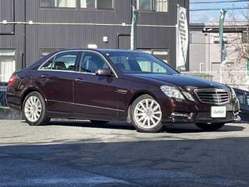 メルセデス・ベンツ Ｅ２５０ ブルーエフィシェンシー AVG 純正ナビ/半革シート/衝突軽減/クルコン