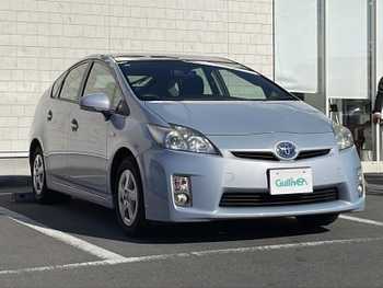 トヨタ プリウス S