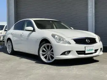 日産 スカイライン 250GT Aパッケージ 純CD スマートーパワーシート　前ドラレコ