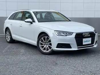 アウディ Ａ４ アバント 2．0 TFSI ワンオーナー マトリクスLED 純正ナビ