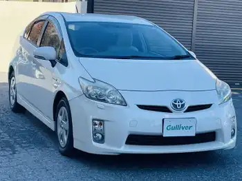 トヨタ プリウス S　LEDエディション