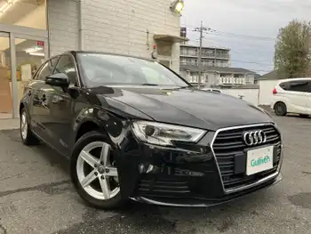 アウディ Ａ３ スポーツバック 1．4 TFSI ワンオーナー/障害物センサー/追従クルコン