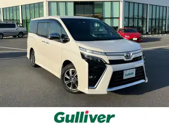 トヨタ ヴォクシー ZS 煌Ⅲ 9型ナビ フルセグ ハーフレザーシート ETC