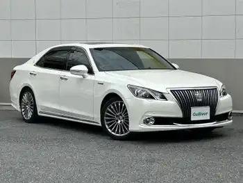 トヨタ クラウン マジェスタ Fバージョン サンルーフ 純正18AW モデリスタTRD