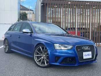 アウディ ＲＳ４ アバント 純正ナビ レザーシート クルコン Bカメラ